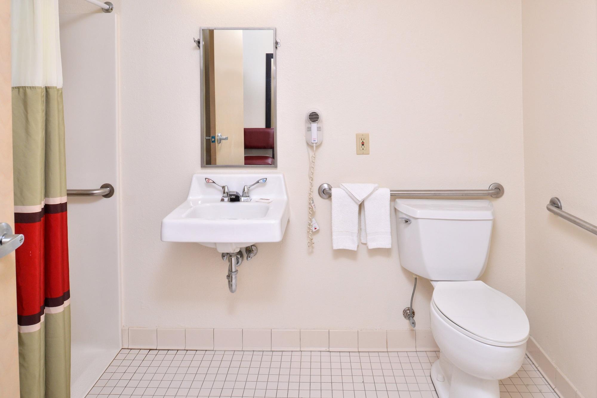 Red Roof Inn Sandusky - Milan Zewnętrze zdjęcie