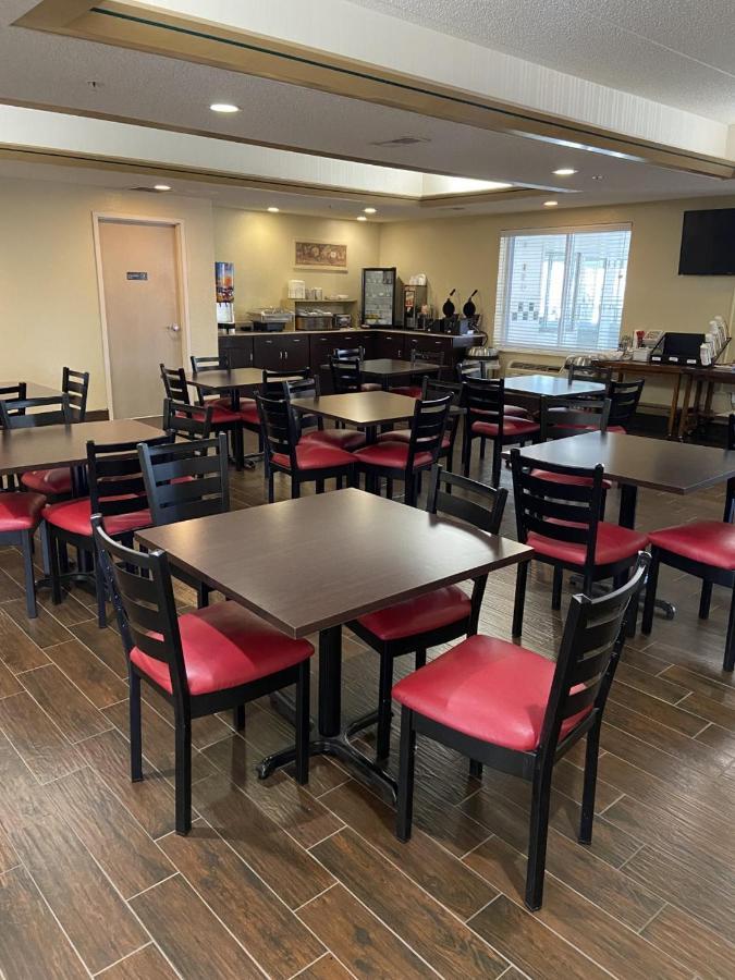 Red Roof Inn Sandusky - Milan Zewnętrze zdjęcie